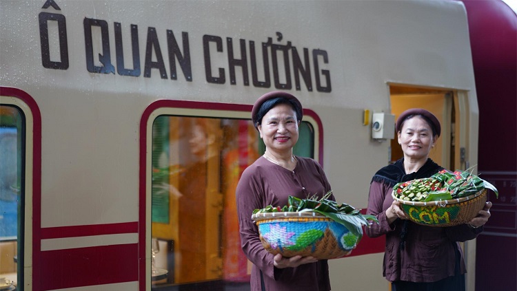 Tàu Hà Nội 5 Cửa Ô (The Hanoi Train): Giá, Lộ Trình, Mua Vé